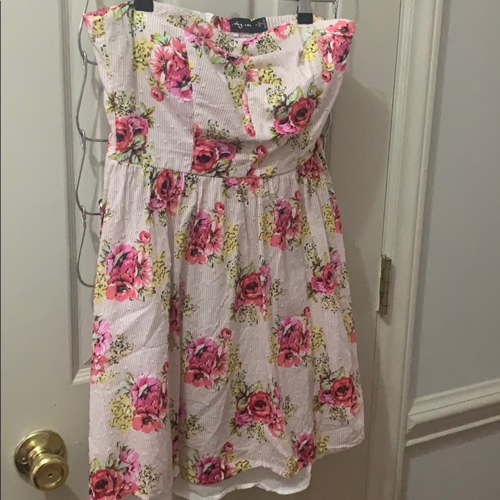 Floral Dreas